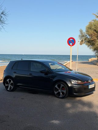 Volkswagen Golf 2014