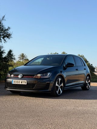 Volkswagen Golf 2014