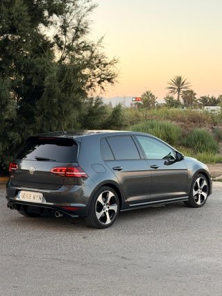 Volkswagen Golf 2014