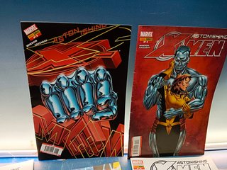 ASTONISHING X MEN VOL 1 completa (1 al 12) y VOL 2  1 al 9, faltan 4 números