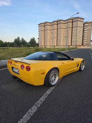 Chevrolet Corvette 2000