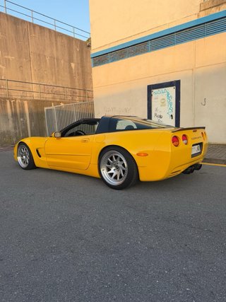 Chevrolet Corvette 2000