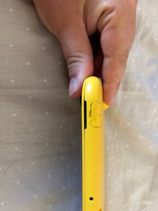 Nintendo Switch Lite Amarilla