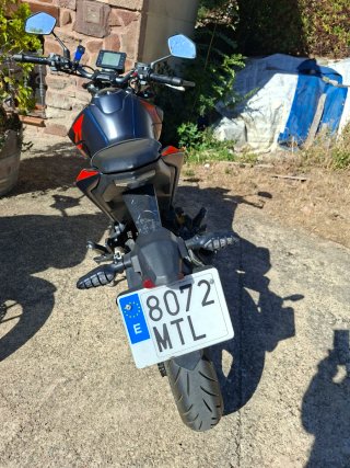 Zontes U125 (ZT125U) Naked Negra/Roja