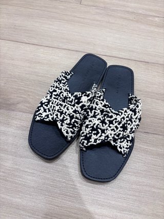 Sandalias planas talla 40