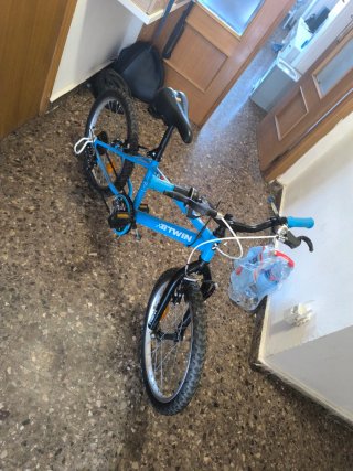 Btwin Racing Boy 300 niños de 6 a 9 años