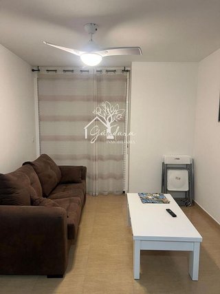 Piso en alquiler en Ares