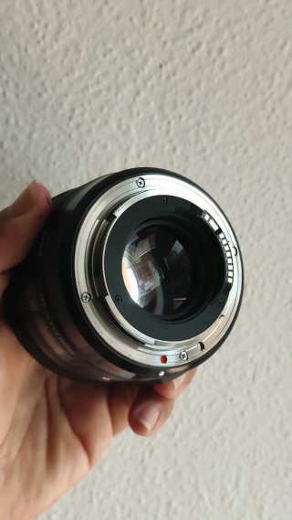 Sigma 18-200mm f/3.5-6.3 DC Macro OS HSM