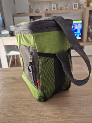 Nevera portátil Midas verde 26x30cm