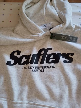 Sudadera Scuffers Gris
