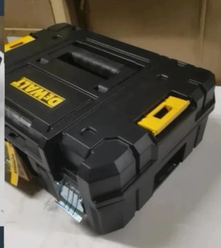2 maletines Dewalt tstak II