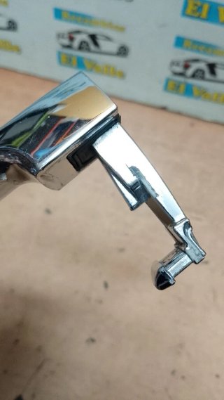 Maneta Exterior Delantera Izquierda Kia Carens
