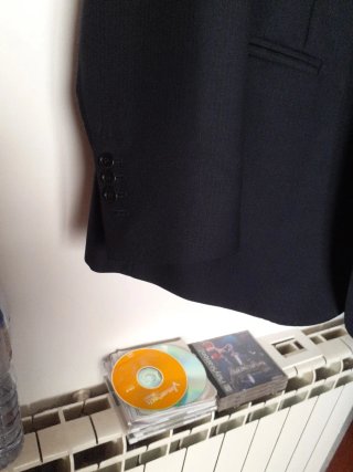 Abito uomo blu scuro. sartoriale made in.italy