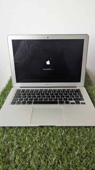 MacBook Air 13 2017 Prata
