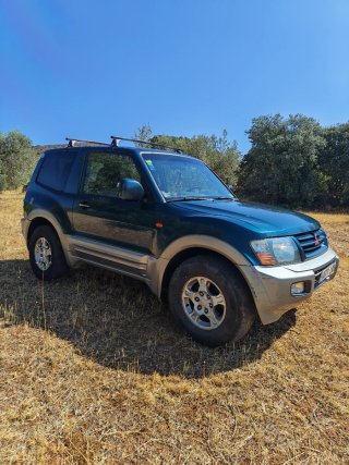 Mitsubishi Montero 2001