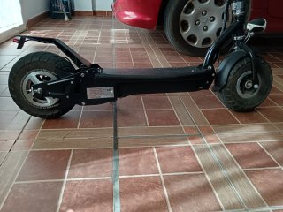 Patinete Eléctrico Negro