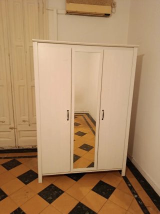 Armario blanco 3 puertas con espejo