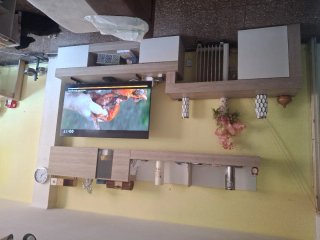 Mueble de comedor madera y cristal