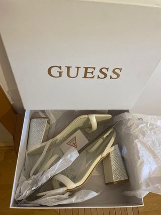 Sandalias Guess Blancas Cuero