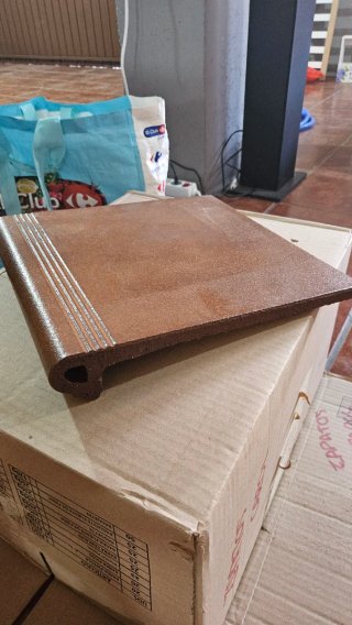 Peldaños Gresmanc Rodamanto Antideslizante
