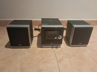 Mini equipo de música AEG, CD y Radio
