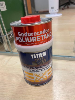 Barniz Poliuretano Titan Yate + Acrílico