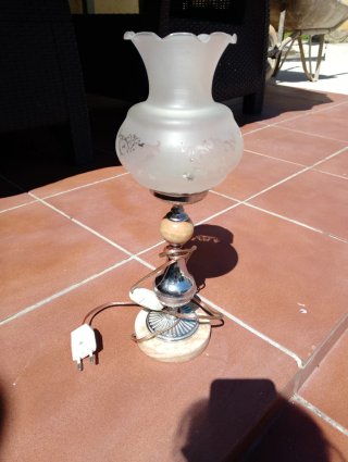 Lámpara de mesa vintage cristal, metal y marmol
