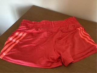 Pantaloncini sportivi Adidas rosa