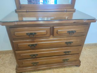 Dormitorio, Armario 4p , cama 135,  mesitas, etc