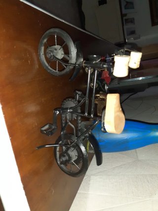 Bicicleta decorativa metal y madera