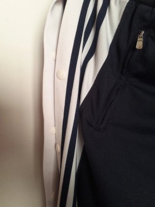 Pantaloni Adidas uomo blu e bianchi