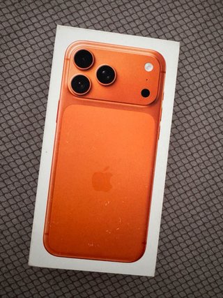 iPhone 17 Pro Max 512GB Cosmic Orange