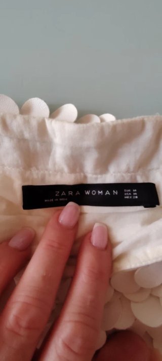 Falda Zara Talla M Círculos Piel Beige