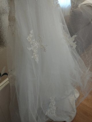 Vestido de Novia con guantes a juego