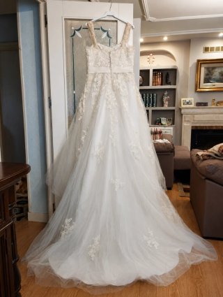 Vestido de Novia con guantes a juego