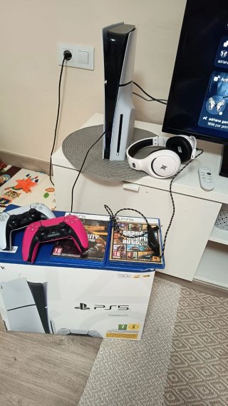 PlayStation 5 Slim 1TB Completa