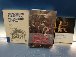 Lote 3 libros, Historia, INTRODUCCIÓN A LA HISTORIA DEL OCCIDENTE MEDIEVAL, ASÍ VIVIERON EN LA ANTIGUA GRECIA Y mas..