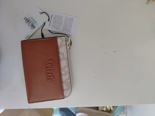 Cartera Tous Nueva con Etiquetas. En tienda 79 eur