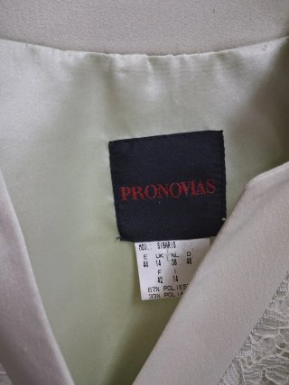 Traje chaqueta y falda verde