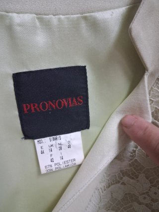 Traje chaqueta y falda verde