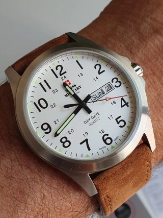 Reloj Swiss Military, mov Ronda Suizo, zafiro