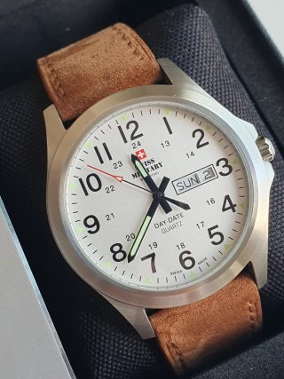 Reloj Swiss Military, mov Ronda Suizo, zafiro