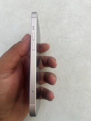 iPhone 13 Rosa