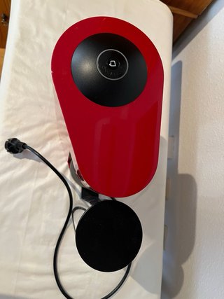Cafetera Nespresso Vertuo Roja