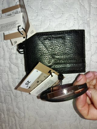 Pulsera y tarjetero Massimo Dutti negro