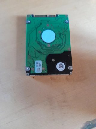 2 dischi rigidi Hitachi 120GB e 250GB 5400RPM