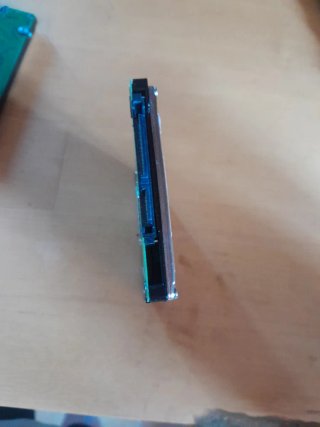 2 dischi rigidi Hitachi 120GB e 250GB 5400RPM