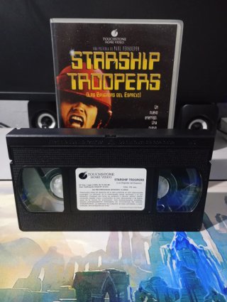 VHS Starship Troopers (Español)