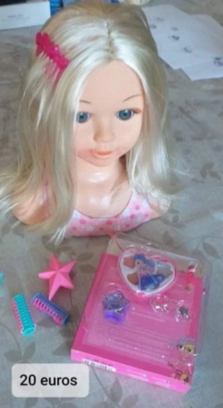 Casa de muñecas con accesorios