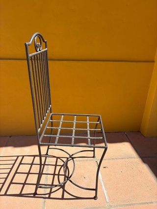 Silla de forja artesanal marroquí